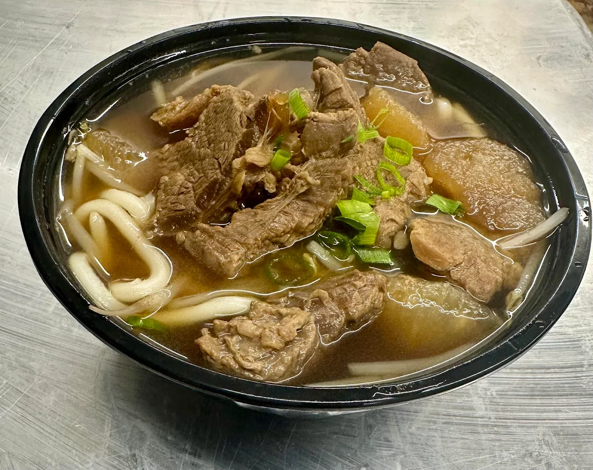 beef noodle soup 牛肉麵